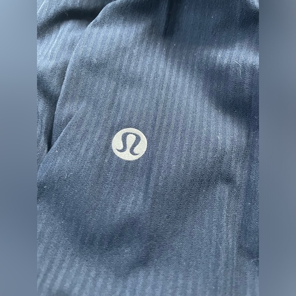 LULULEMON Dance studio jogger- EUC - Picture 4 of 4